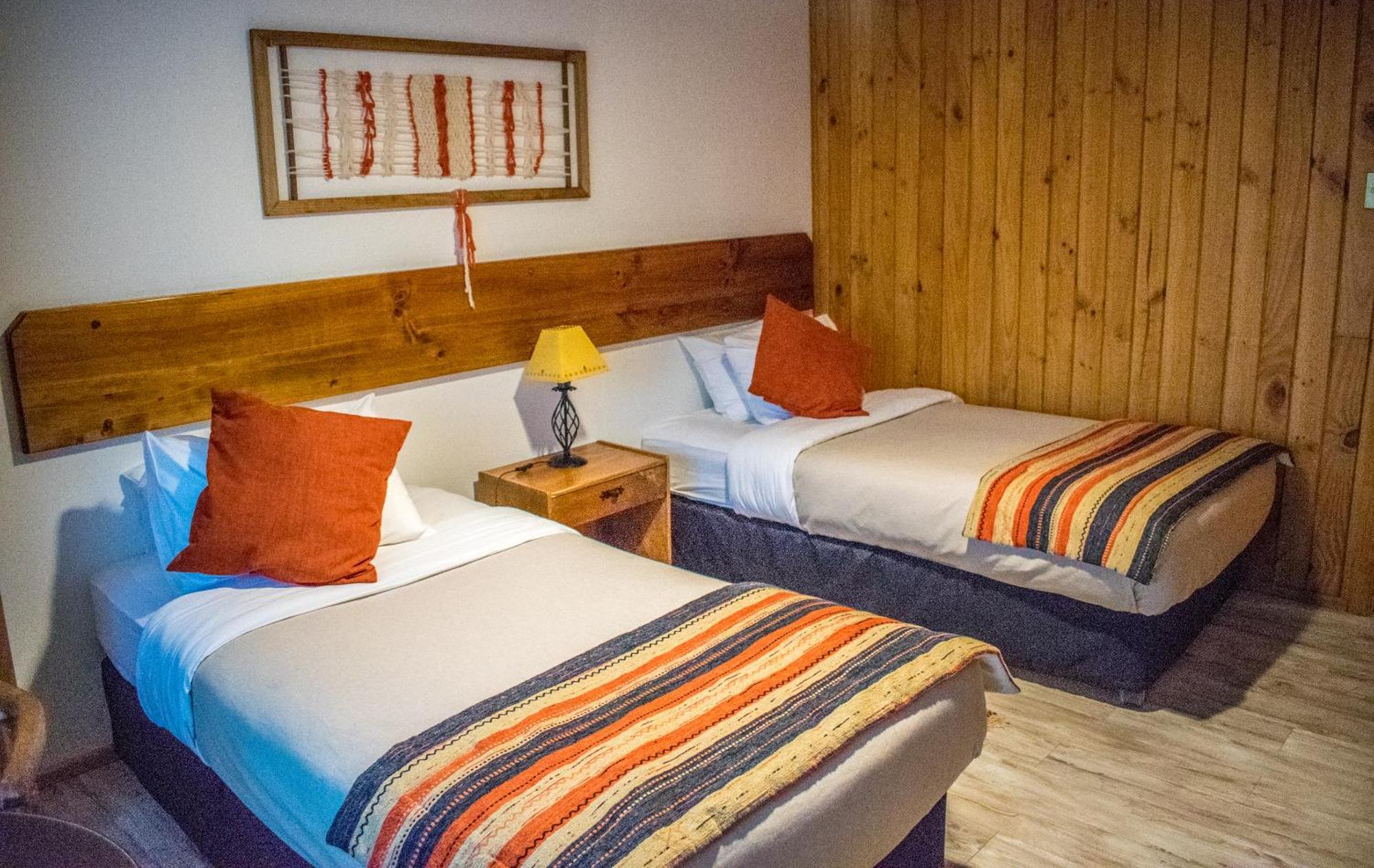 טורס דל פיינה Hotel Del Paine מראה חיצוני תמונה