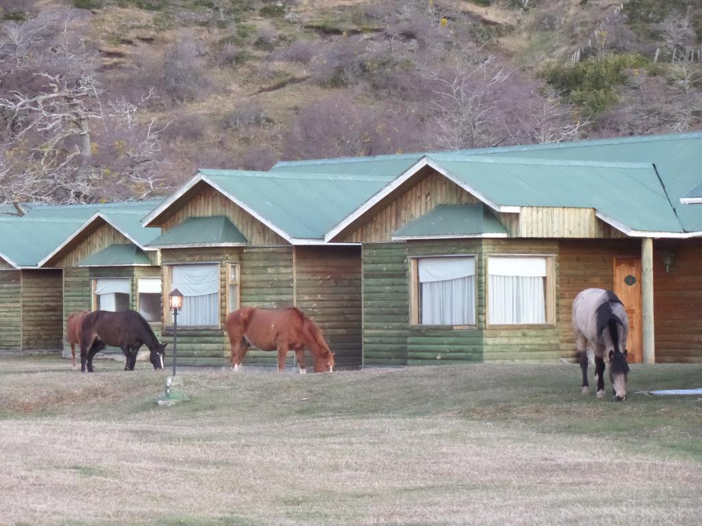 טורס דל פיינה Hotel Del Paine מראה חיצוני תמונה